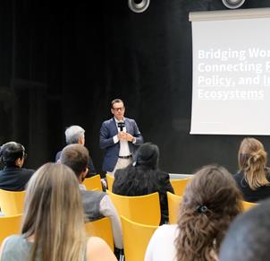 2026-06-15-podiumsdiskussion-vincent-mauroit-c-hk