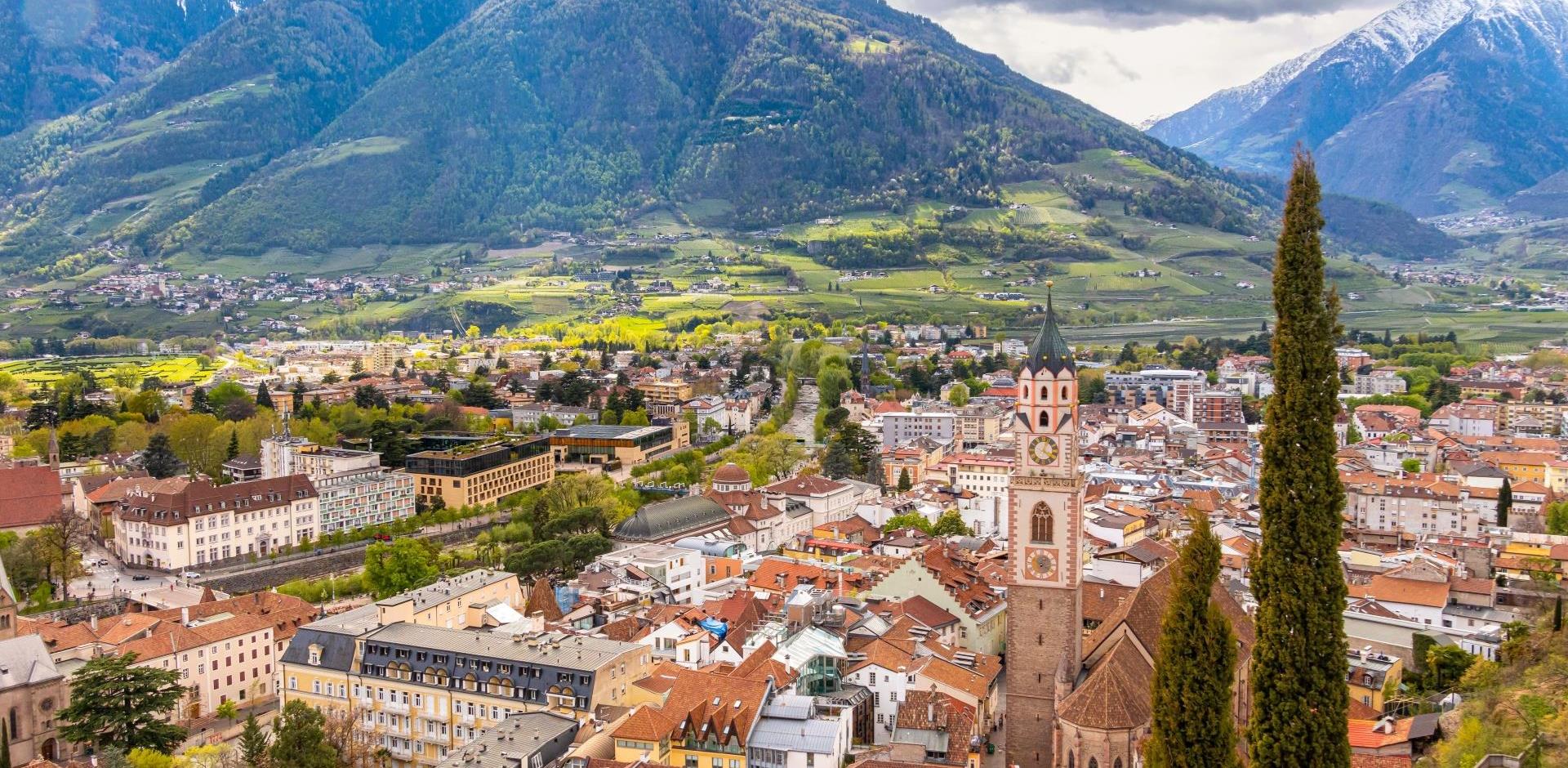 meran (c) shutterstock