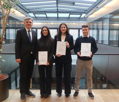 2025-11-25-lun-schmittner-moratelli-schmidt-c-hk